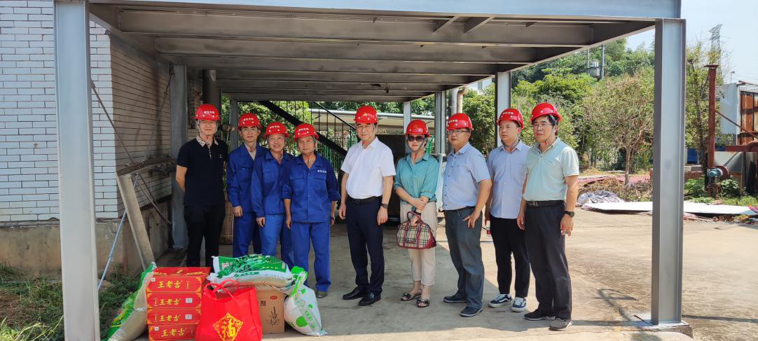 情系一線 夏送清涼—吳年春一行深入湖南糧油集團基層開展“送清涼”活動